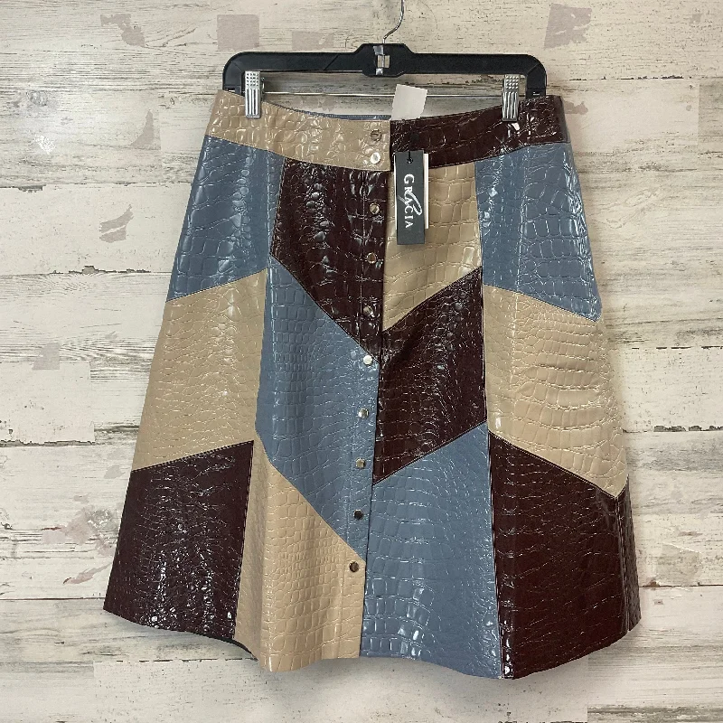 Skirt Mini & Short By GRACIA In Brown, Size: L