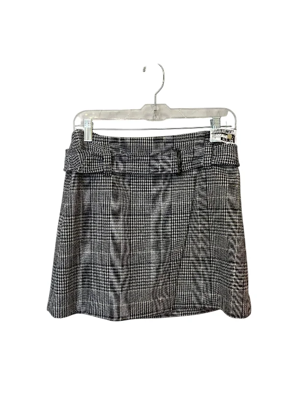 Skirt Mini & Short By Leith In Black & White, Size: M
